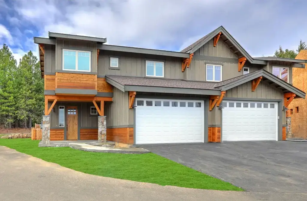 How Custom Garage Doors Can Enhance Your Home’s Curb Appeal